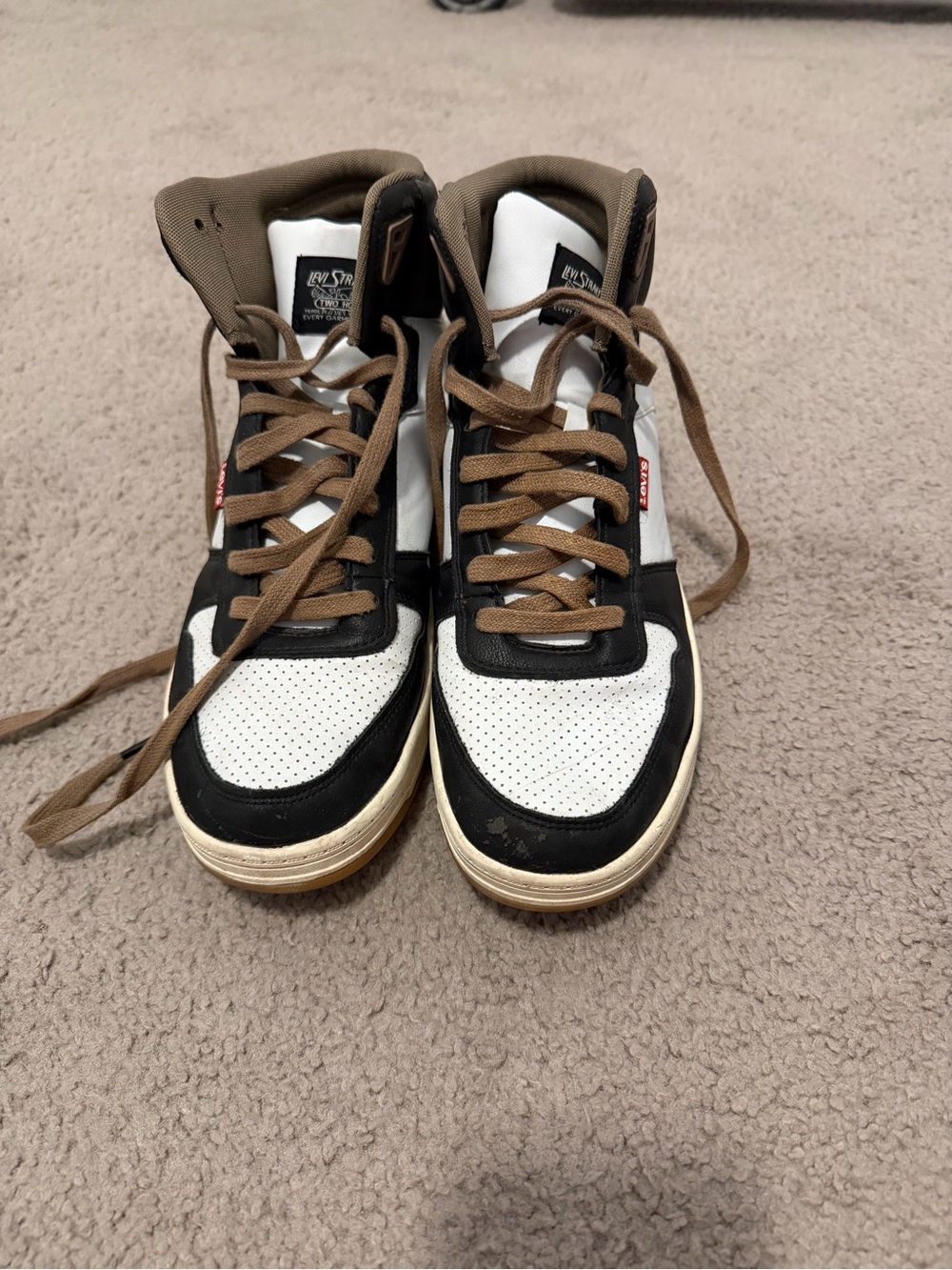 Levi men’s drive hi sneaker